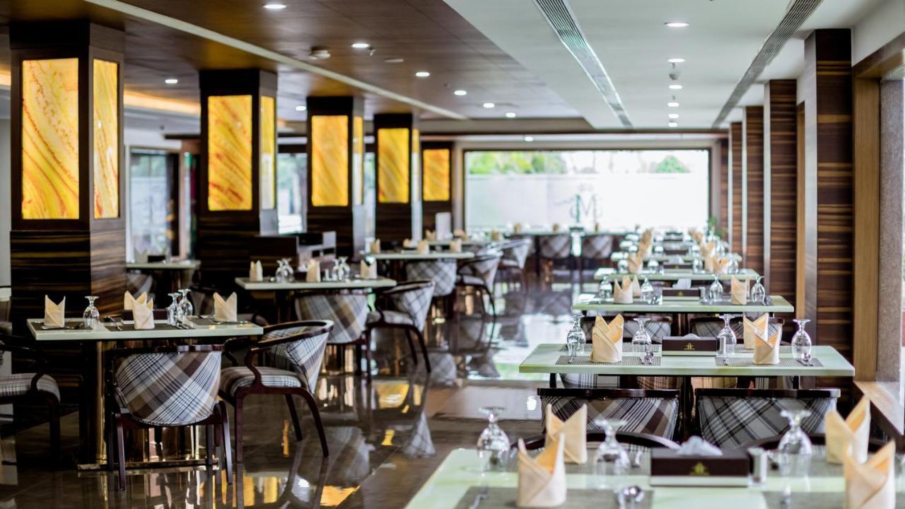 Hotel Mechi Crown Kakarvitta Dış mekan fotoğraf