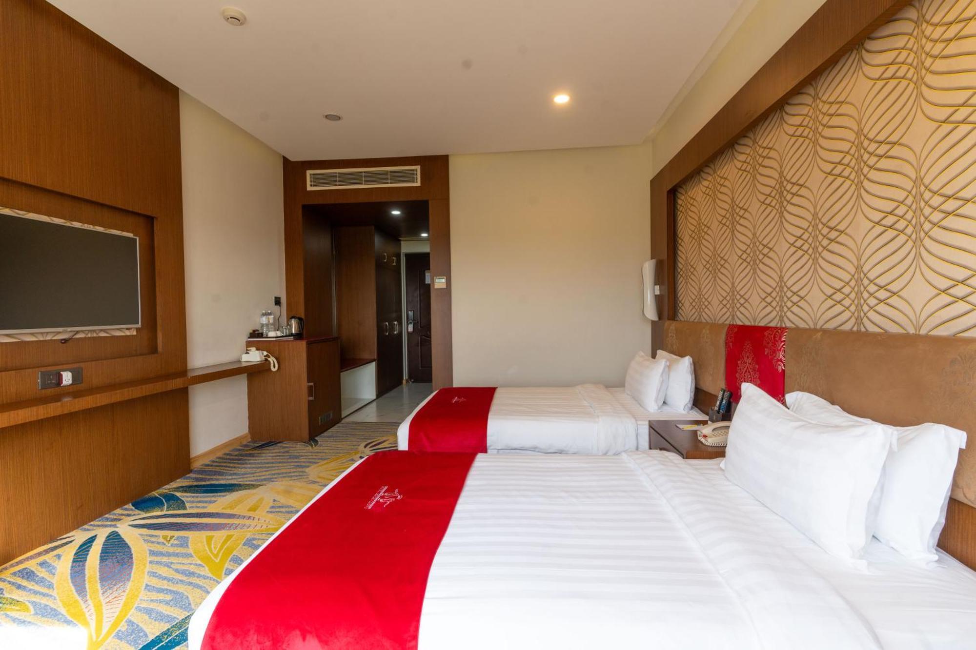 Hotel Mechi Crown Kakarvitta Dış mekan fotoğraf