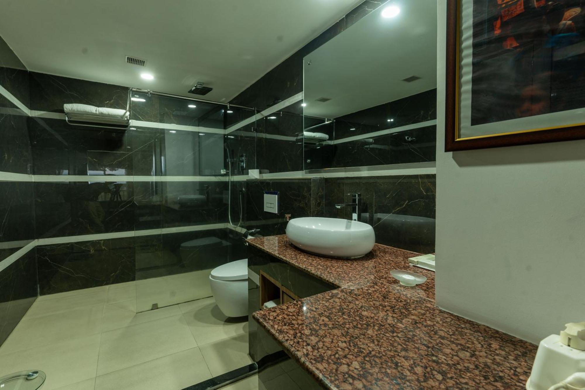 Hotel Mechi Crown Kakarvitta Dış mekan fotoğraf