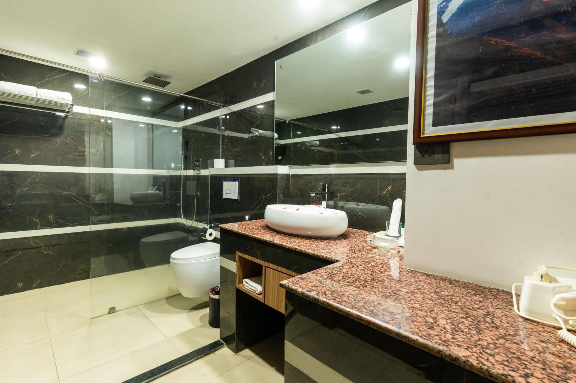 Hotel Mechi Crown Kakarvitta Dış mekan fotoğraf