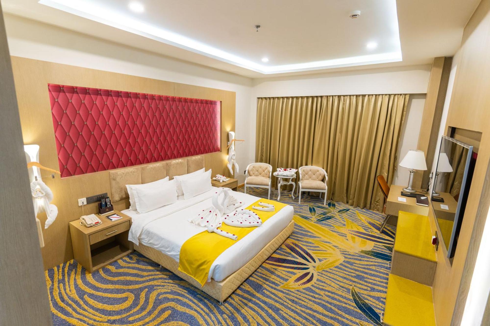 Hotel Mechi Crown Kakarvitta Dış mekan fotoğraf